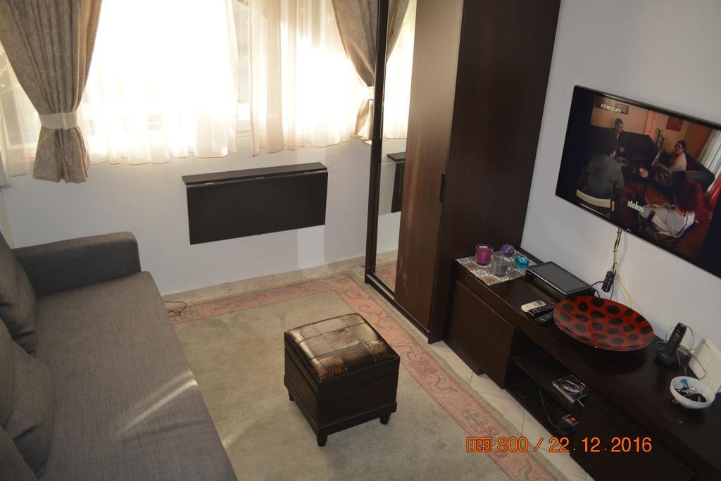 Easy City Room Thessaloniki Buitenkant foto